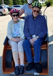 Photo of Mac and Maxine